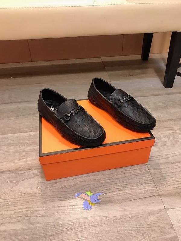 LV Men's Shoes 669